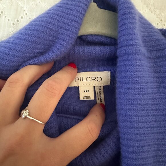Pilcro Cashmere Wide-Sleeve Scrunched Turtleneck Sweater - Picture 6 of 6